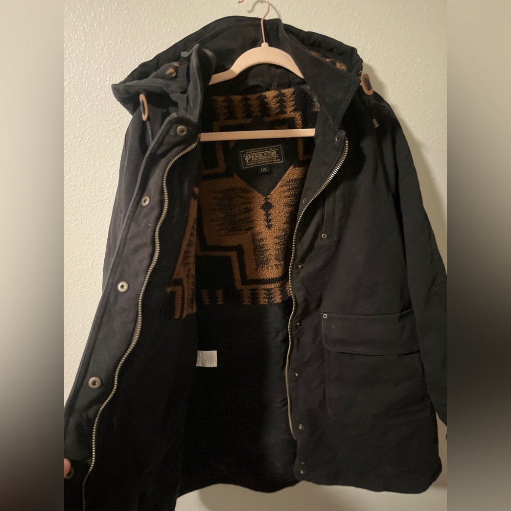 Pendleton Black Jacket with Patterned Sherpa Lini… - image 1